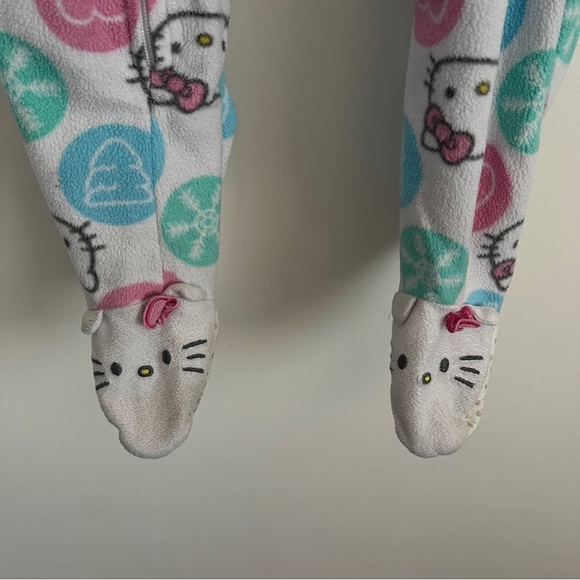 Hello Kitty Pink and Blue Toddler Girl’s Fleece Footed Pajama Sleeper-Size 2T - Picture 2 of 6